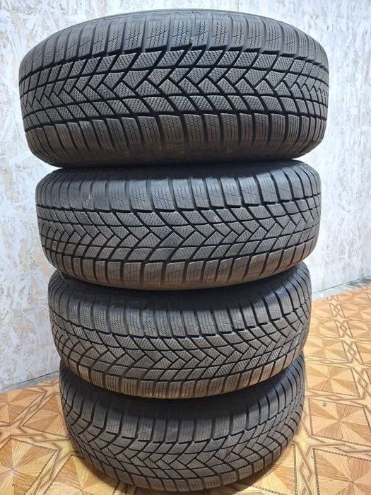 Set 4 anvelope iarna 235 65 17 Dot 36/2024