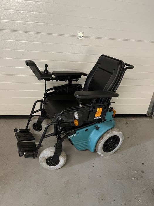 Carucior scaun electric Meyra Sprint persoane dizabilitati handicap