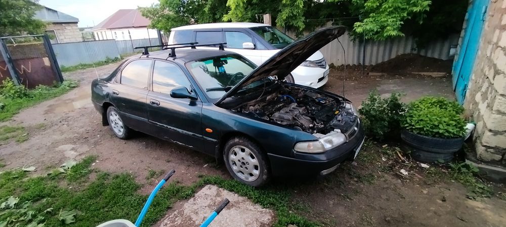 Продам Мазда Кронос 1.8