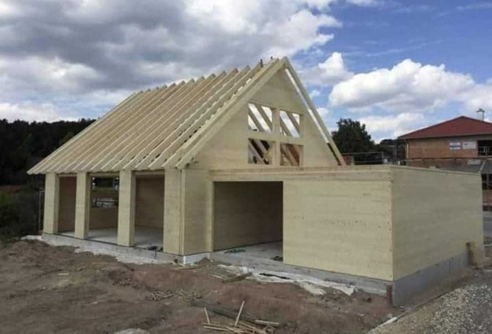 Case pe structura metalica