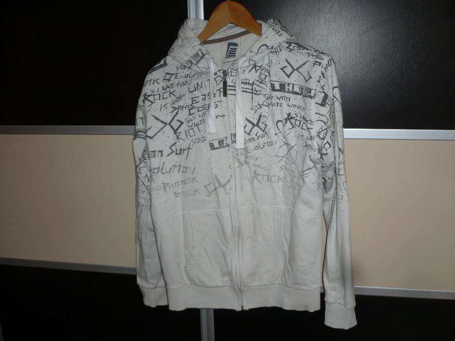 Hanorac Alb cu gluga si fermuar marimea L Model Frumos