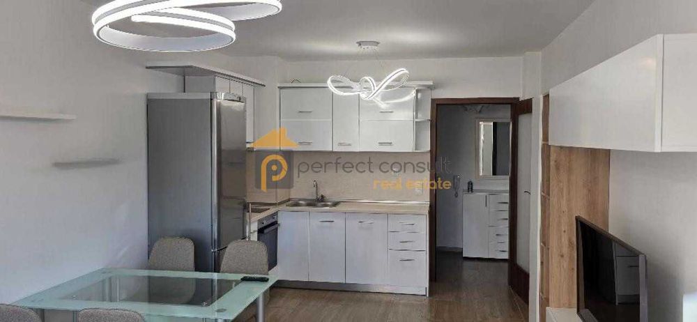 Дава се под наем Двустаен апартамент в Пловдив, Кършияка - 70 кв.м за 500 € - Снимка #2