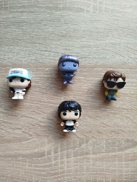 Фигурки очень странных дел