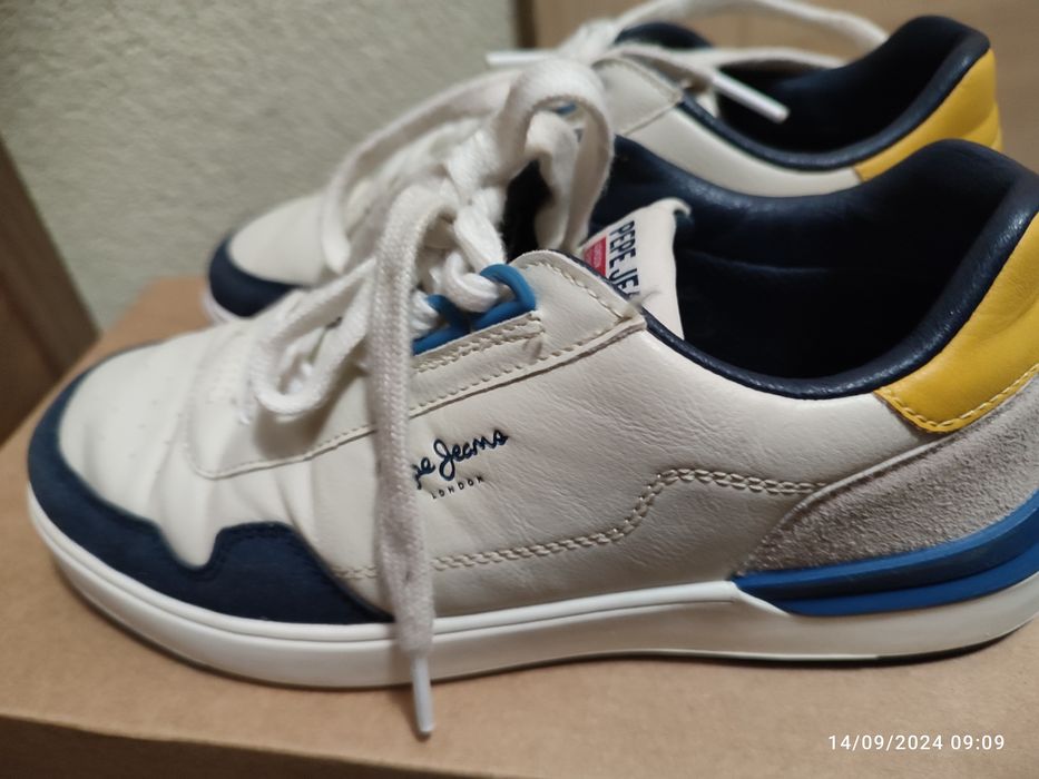 Два чифта маратонки Pepe jeans Nike