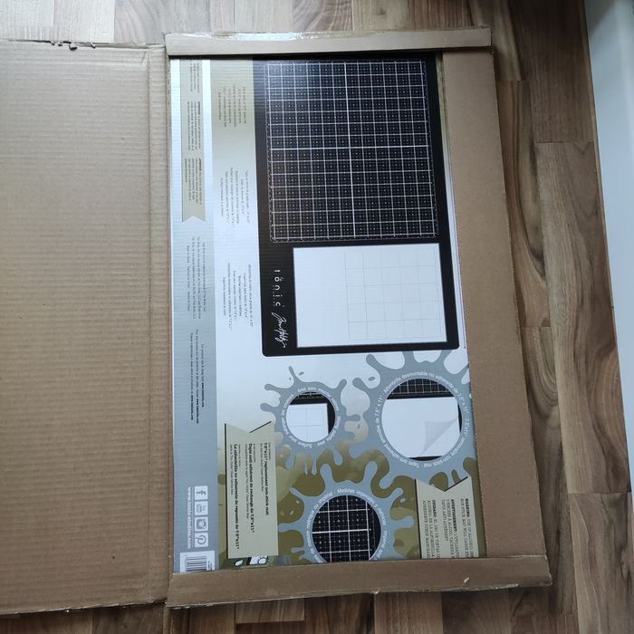 Стъклена работна подложка Tim Holtz