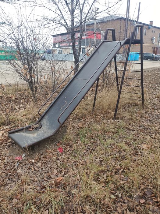 Продам детскую горку