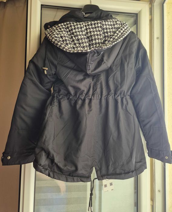 Ново дамско яке с две лица