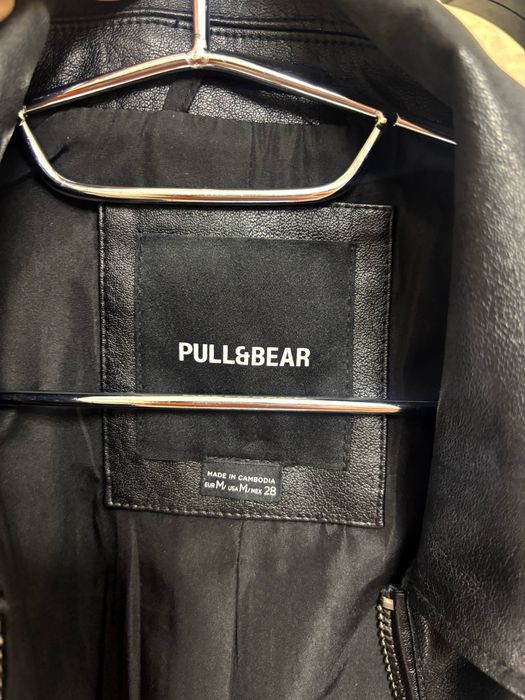 Кожанная куртка бомбер Pull&bear