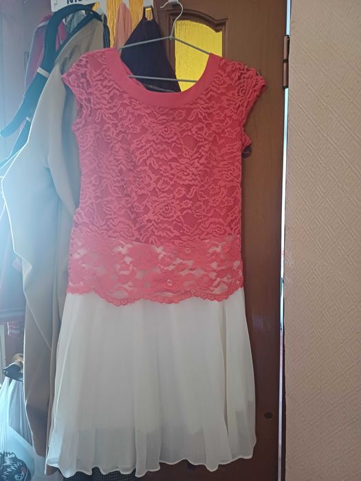 Продается платье и юбка