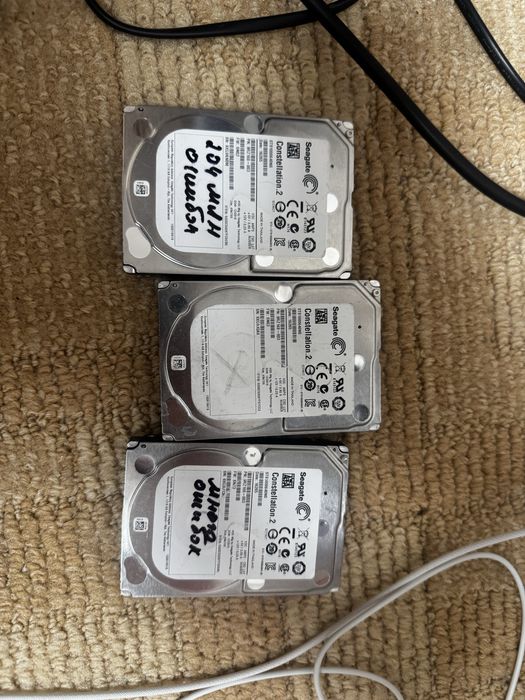 Продам жесткие диски 2,5