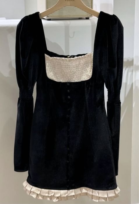 Платье красивое бархат