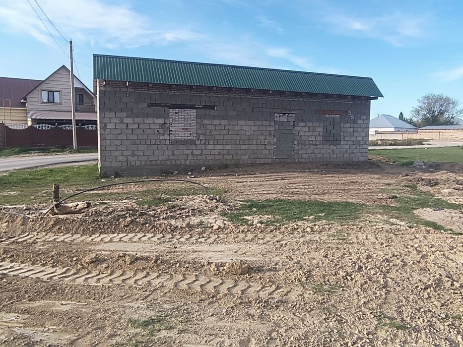 Продается Времянка(участок)