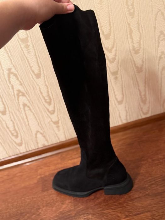 Продам ботфорты,состояние новых. .