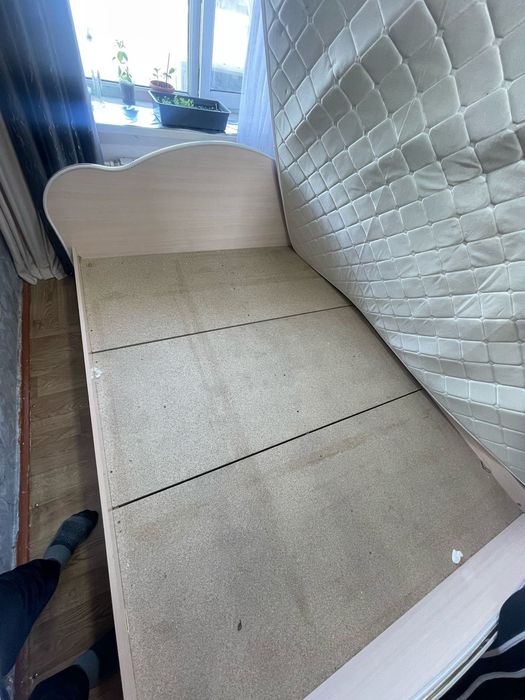 Привет всем продам кровать