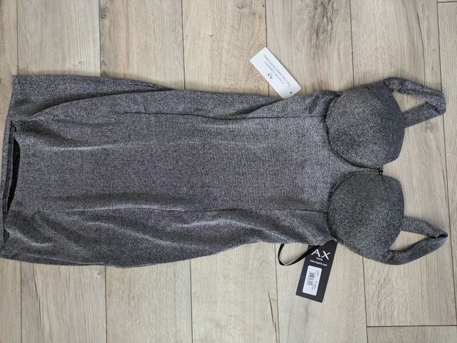 Нова сребриста рокля