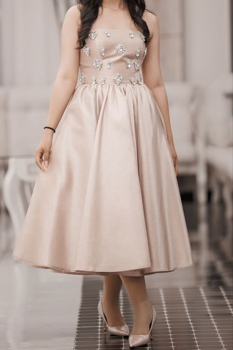 Платье вечернее