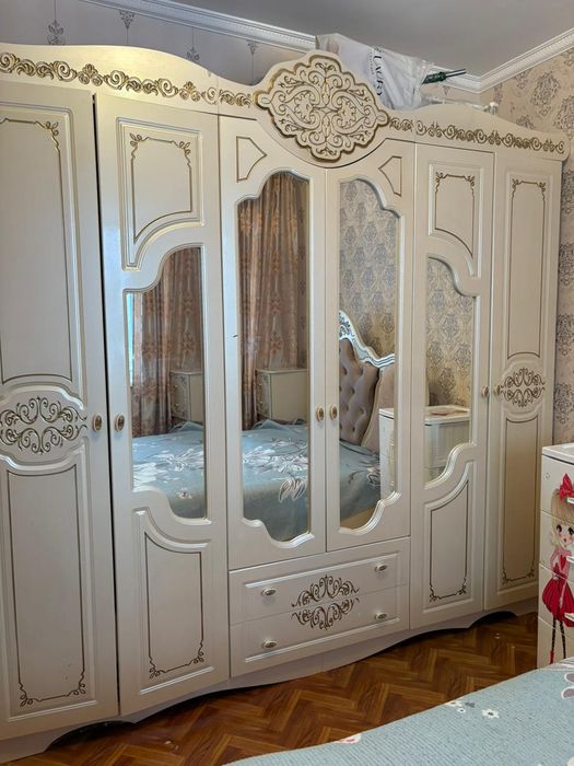 Спальный гарнитур б/у