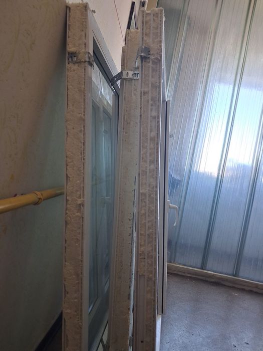 Vand geamuri termopan + usa termopan