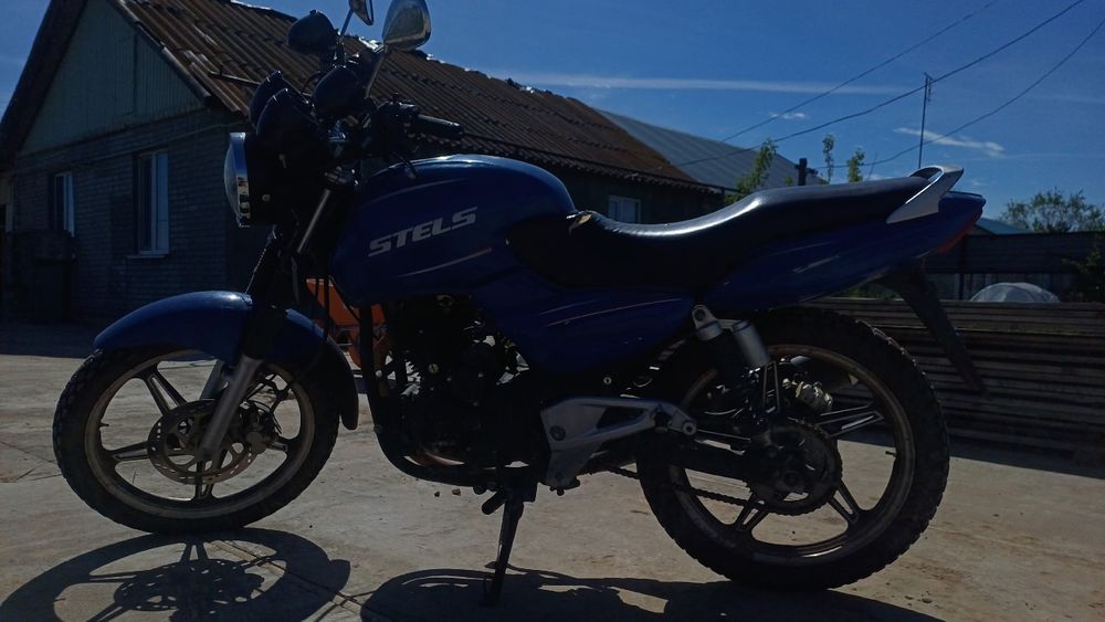 Stels  Delita  200