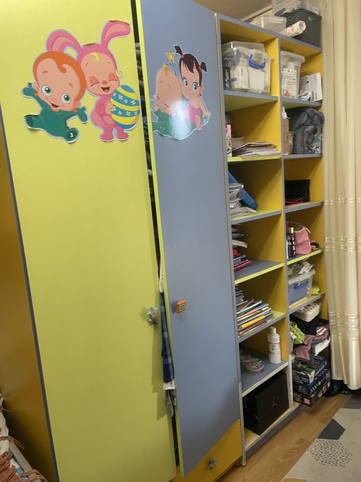 Vand mobilier copii, tineret