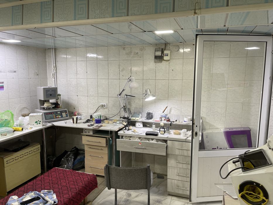 Продается стоматология 125 кв м на Юнусабаде