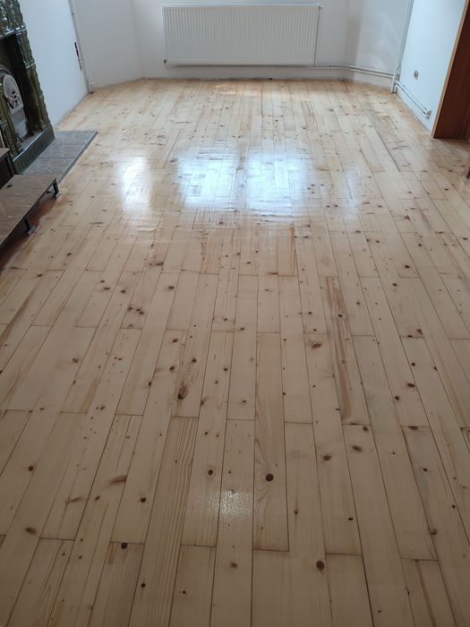 Parchetar cu experienta