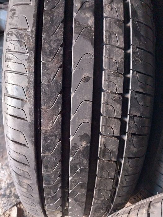 Комплект шин Pirelli 215 60 R17.