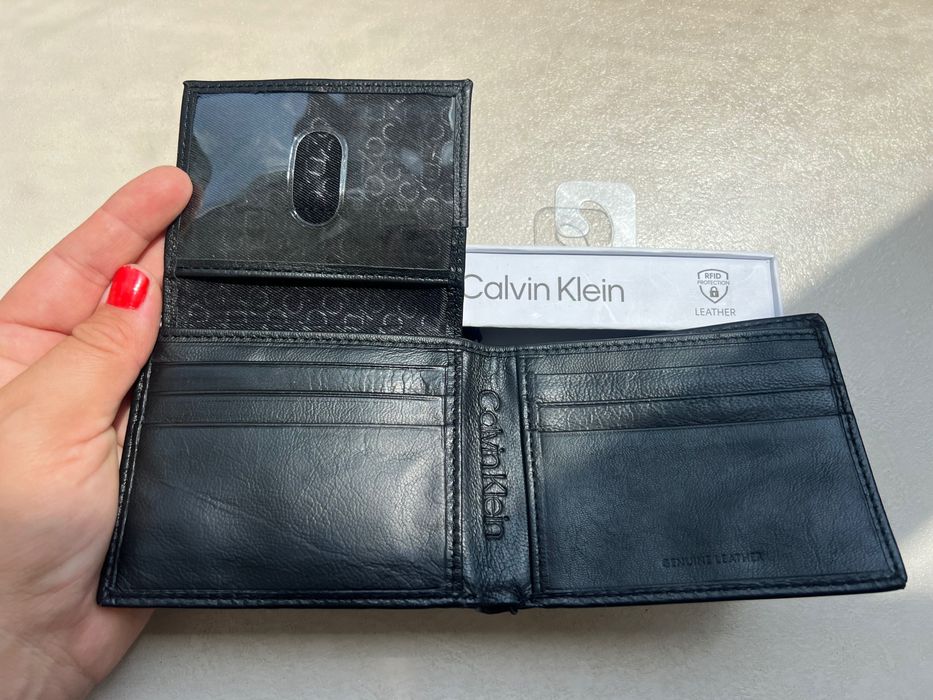 Calvin Klein оригинален портфейл