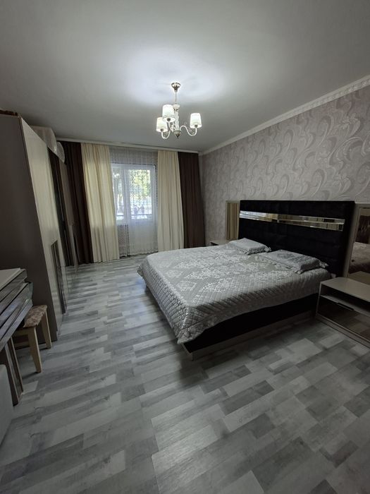 Продам уличную 3-х комнатную квартиру.