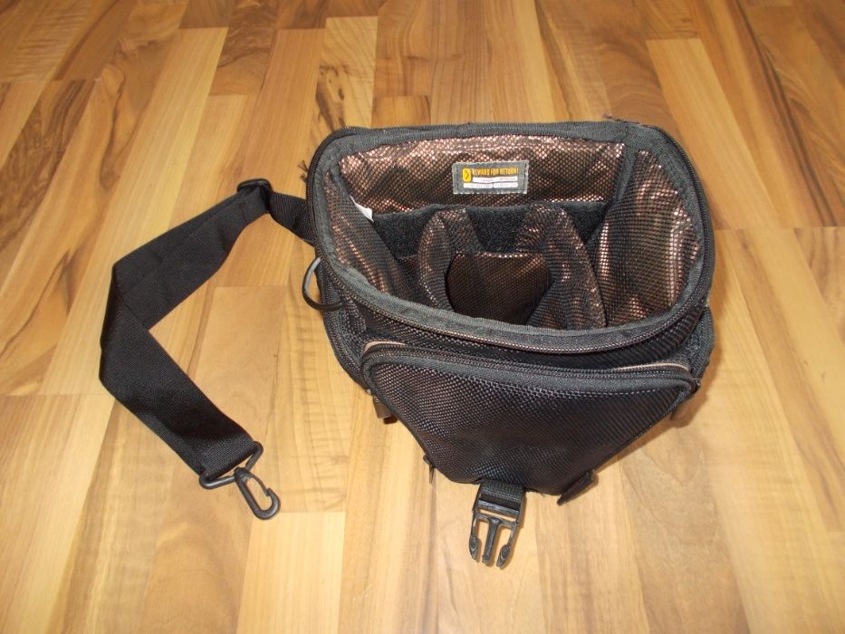 geanta foto VANTAGE INTERCEPT ,incapatoare,curea de umar,stare super