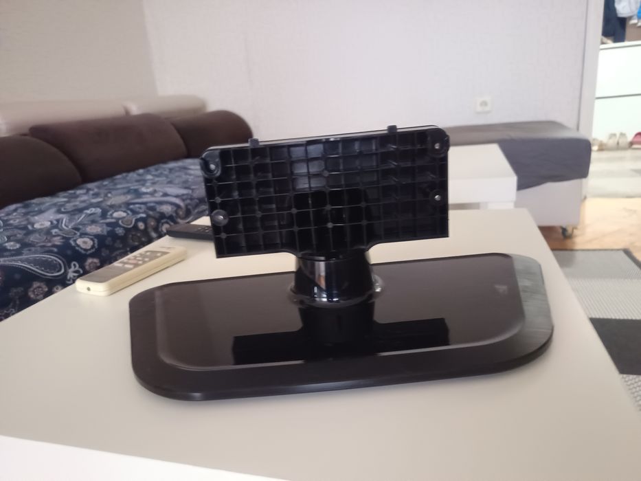 Стойка за телевизор