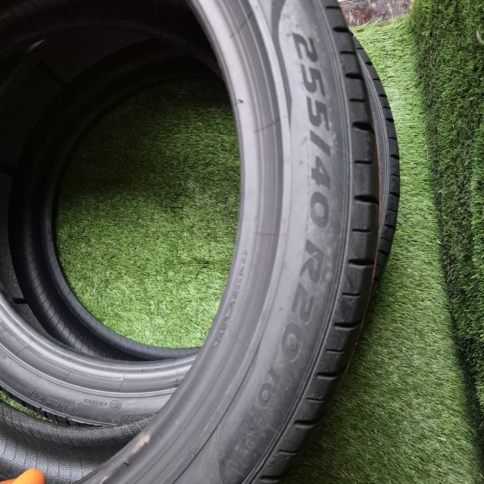 255 40 20 Pirelli