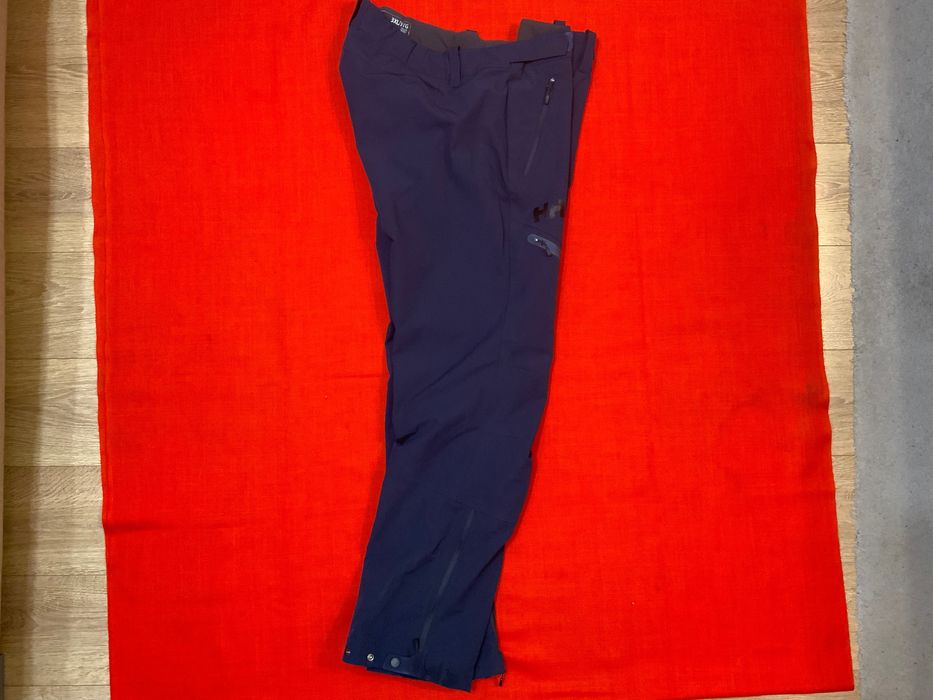 Helly Hansen-оригинален панталон 40-42 размер