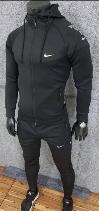 Мъжки спортни екипи