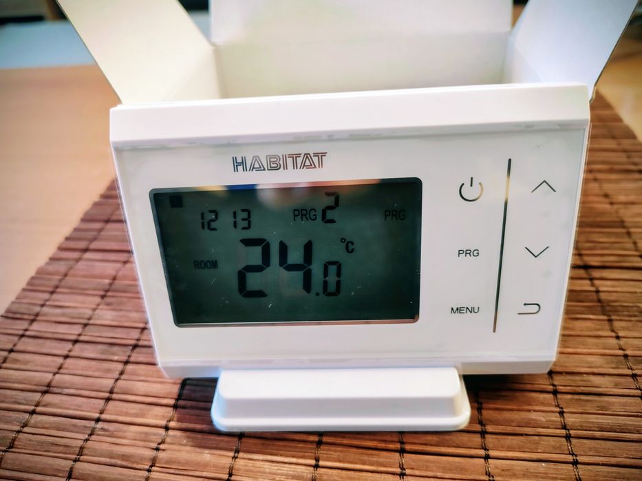 termostat modern cu Wifi smart, Romstal Habitat digital wireless Wi-Fi