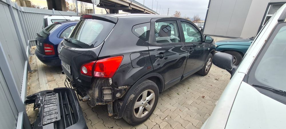 Продавам на части Нисан Кашкай 2.0дци 2008г 4х4
