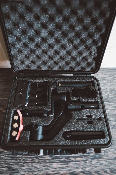 Stabilizator Gimbal Moza Air Cross in stare foarte buna