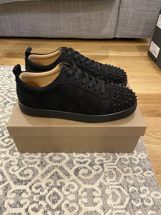 Christian Louboutin обувки