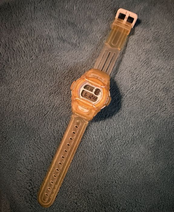 Часовник Casio baby G