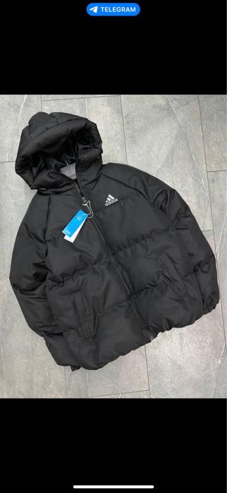 Куртка зимняя новая.