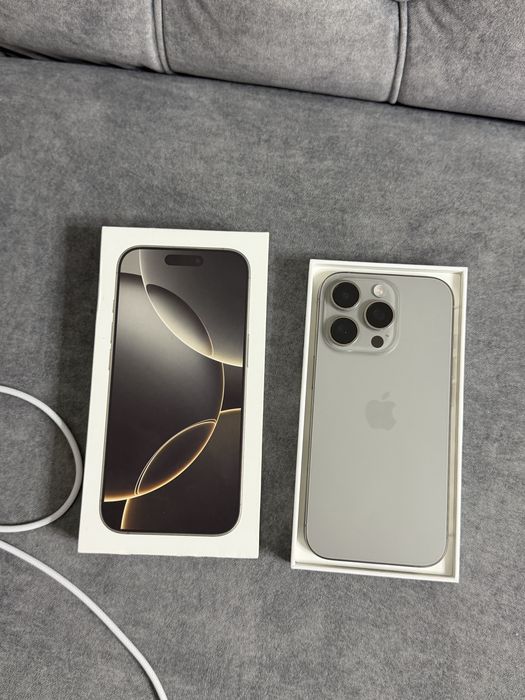 Iphone 16 pro продам