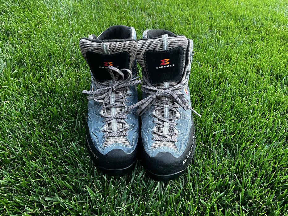 Bocanci trekking Garmont Gore-Tex – foarte buni pentru munte