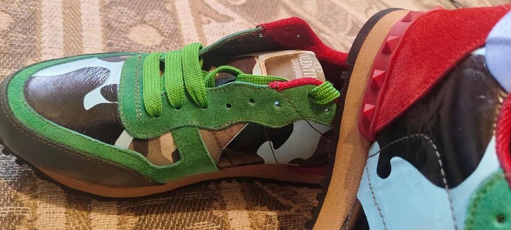 Кожанные кроссовки, Турция