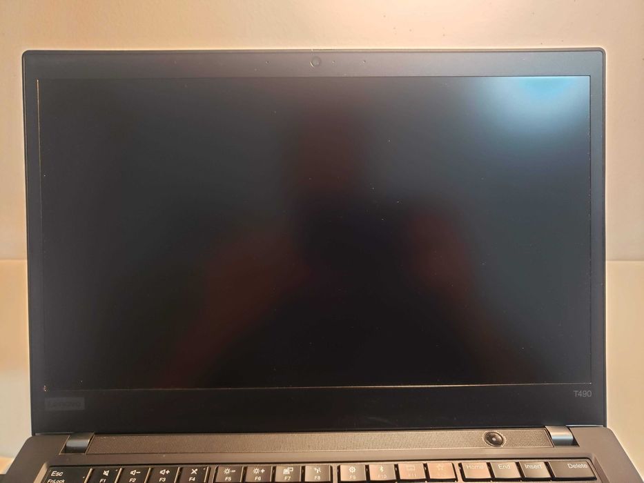 Лаптоп Lenovo ThinkPad T490 i5-8265U 16GB 512GB WIN11