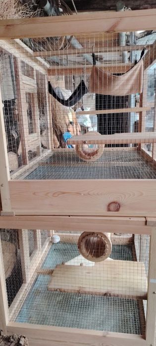 Продам клетки , вальер для капибар или хомяков. Можно и для попугаев