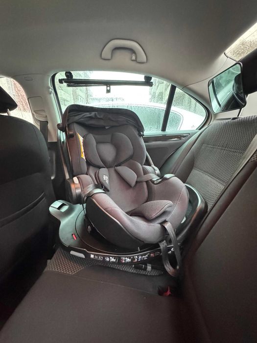 Scaun auto tip scoică pentru copii Britax Römer, reclinabil, 0-15 luni, 40-85 cm, 0-13 kg, BABY-SAFE PRO + baza isofix VARIO BASE 5Z