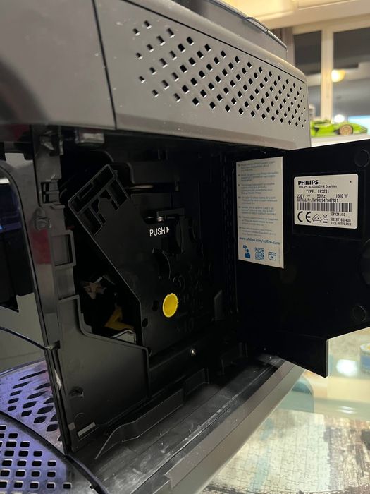 Espressor Philips LatteGo