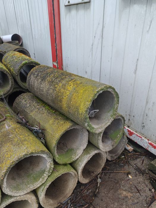 Vând tuburi din beton armat