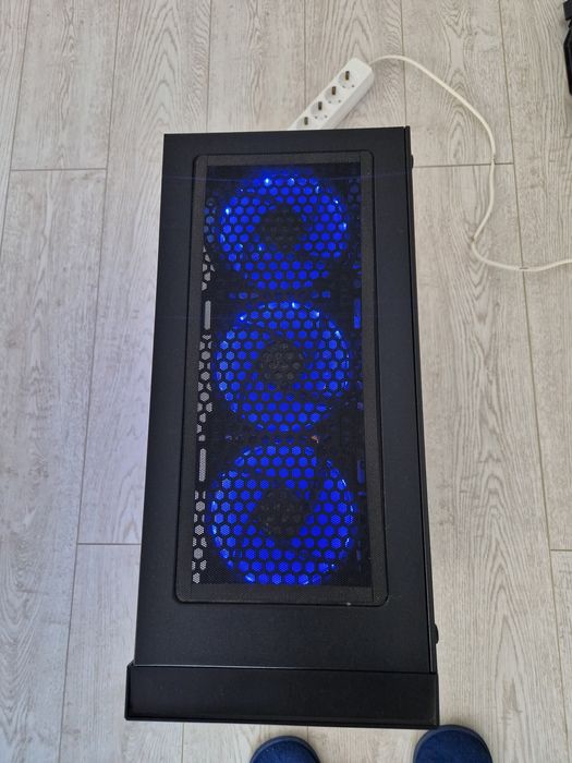 Unitate PC pentru editare video