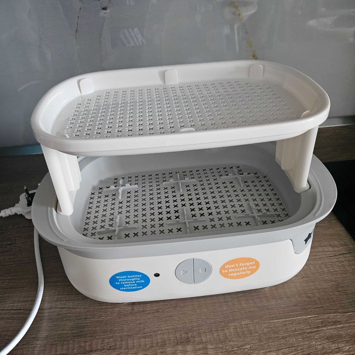 Стерилизатор Tommee Tippee